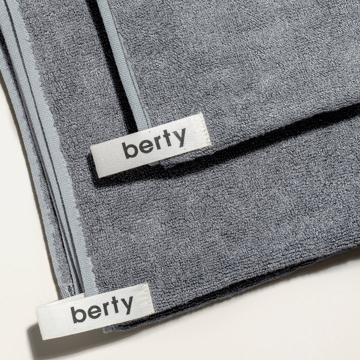 Berty Antibakteriální osuška pro psy Dark Stone